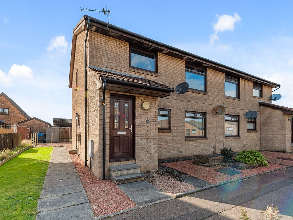 2 bed flat for sale in Campbell Drive, Larbert FK5, £123,500