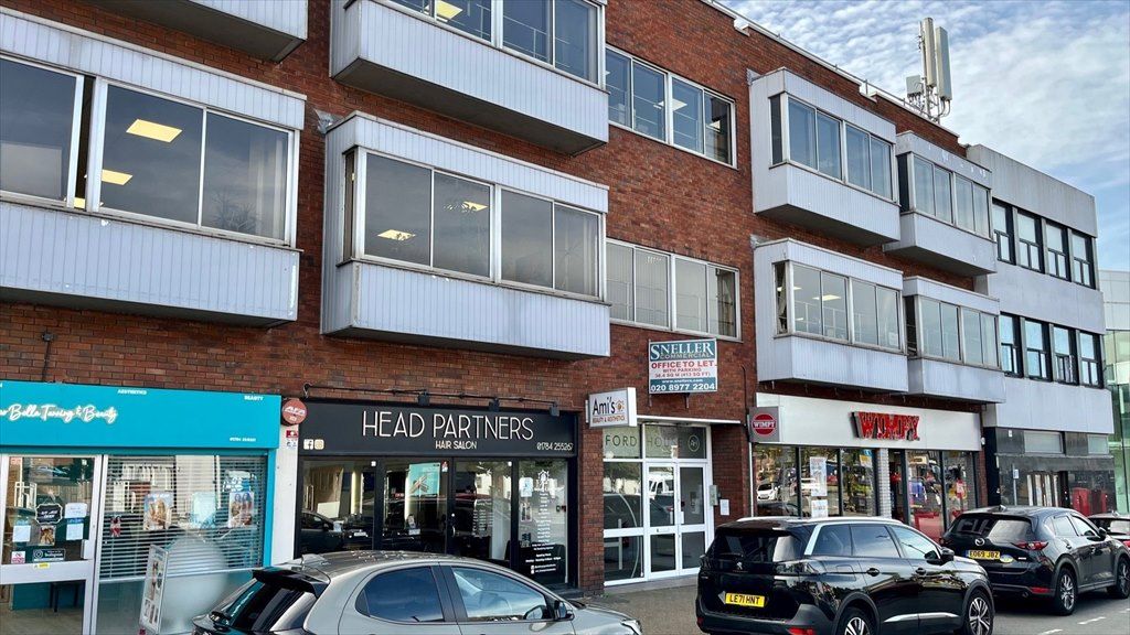 Office to let in Ashford House, Church Road, Ashford, Middlesex TW15, Non quoting