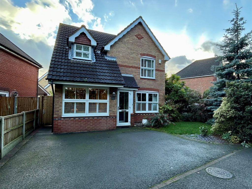 3 bed detached house for sale in Braunston Close, Sutton Coldfield B76, £420,000