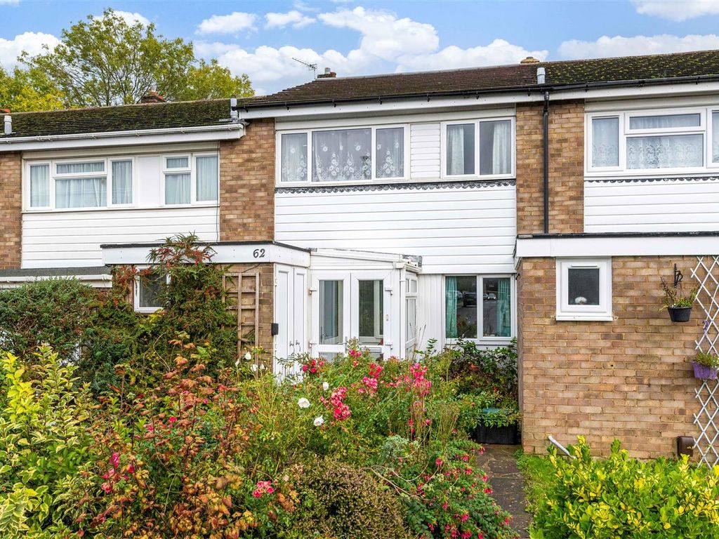 3 bed property for sale in Tandridge Drive, Orpington BR6, £435,000