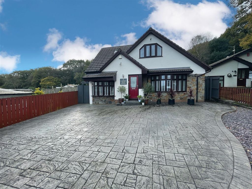 4 bed detached house for sale in Penshannel, Neath Abbey, Neath SA10, £425,000