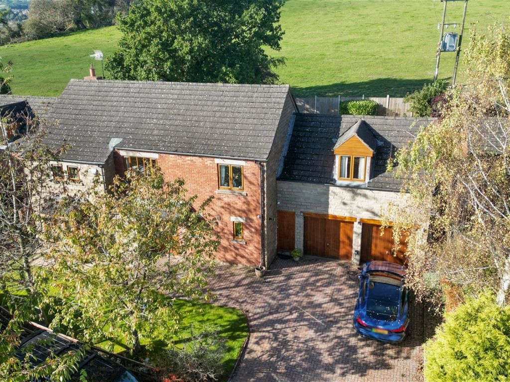 5 bed detached house for sale in Hillside Park, Oakerthorpe, Alfreton. DE55, £625,000
