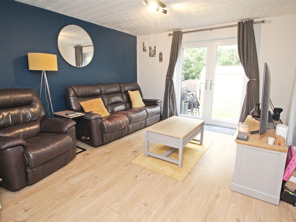 2 bed end terrace house for sale in Stafford Grove, Shenley Church End, Milton Keynes MK5, £270,000