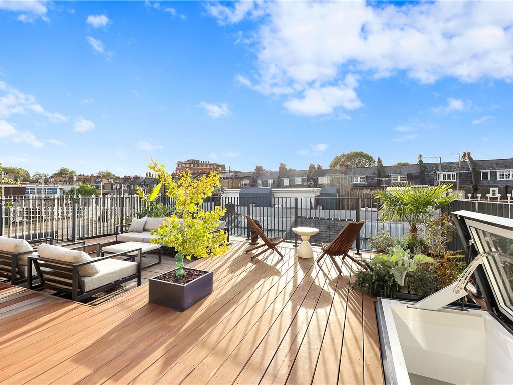 3 bed terraced house for sale in Brownlow Mews, London WC1N, £2,100,000