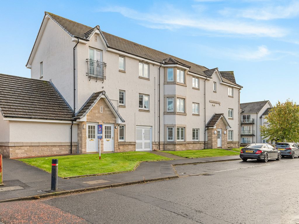 2 bed flat for sale in Mccormack Place, Larbert FK5, £134,500