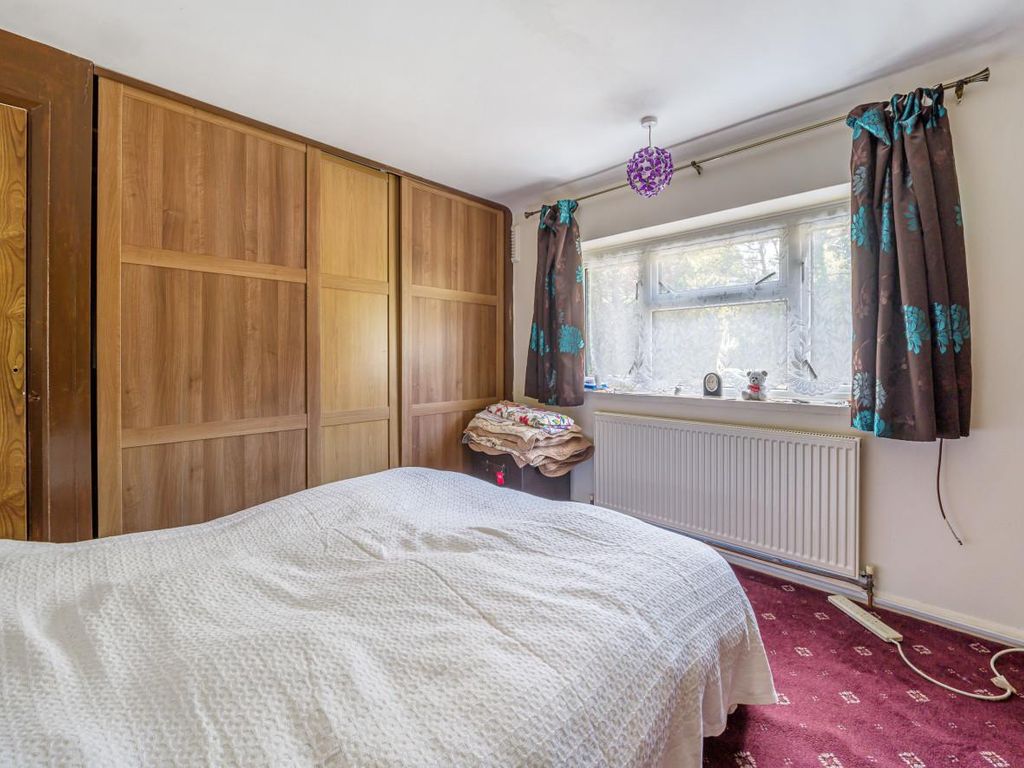 3 bed semi-detached house for sale in Bagshot Green, Bagshot GU19, £475,000