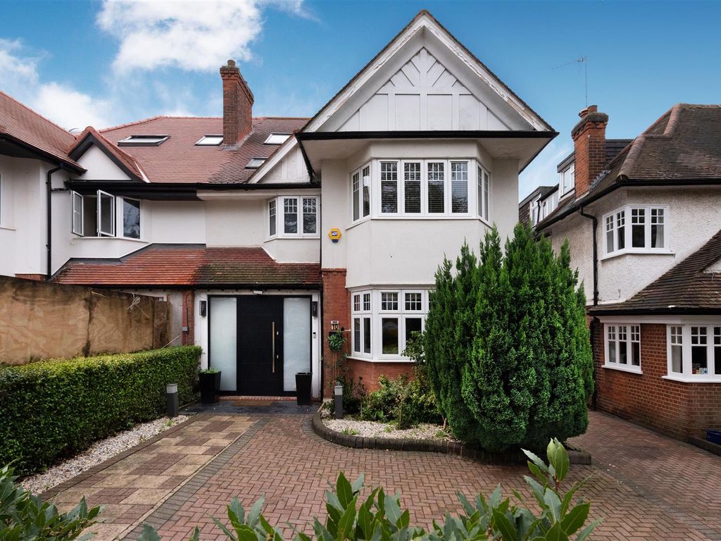 6 bed property for sale in Lyndale Avenue, Childs Hill NW2, £2,750,000
