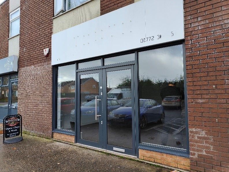 Retail premises to let in Pendle Road, Clayton-Le-Woods, Chorley PR25, £10,500 pa