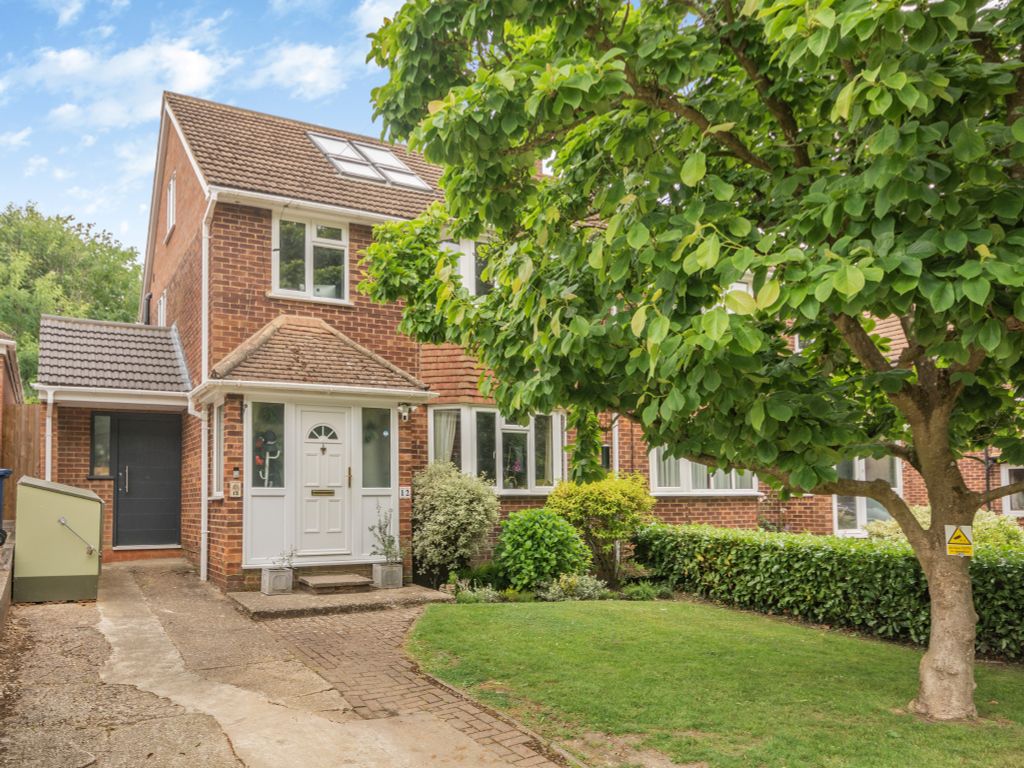 4 bed semi-detached house for sale in Bedford Avenue, Little Chalfont, Amersham HP6, £975,000