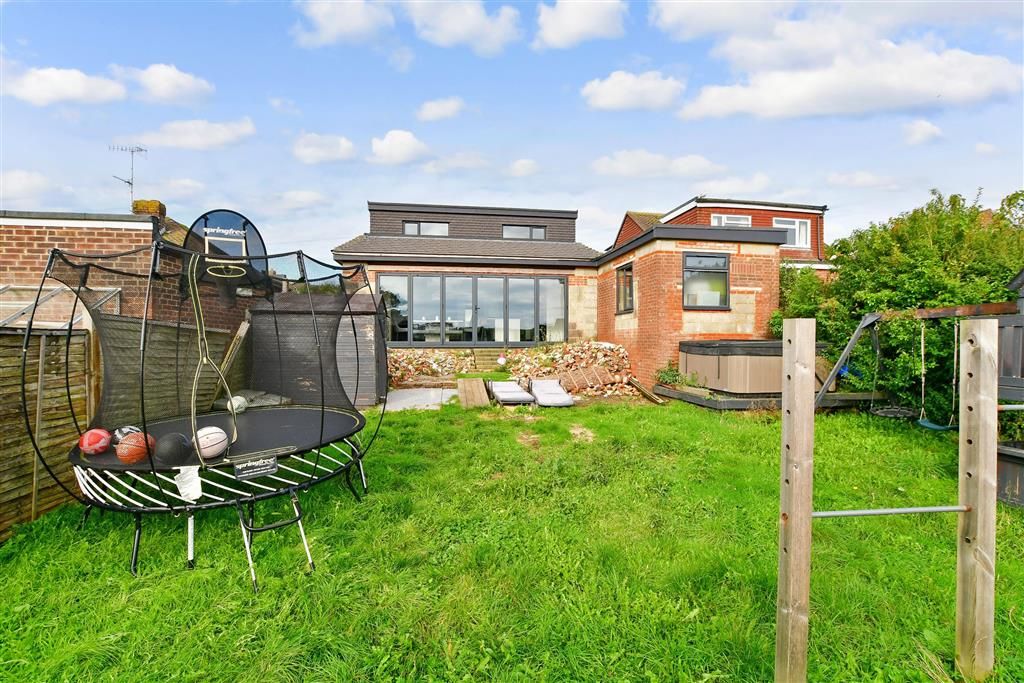 4 bed property for sale in Briarcroft Road, Woodingdean, Brighton, East Sussex BN2, £550,000