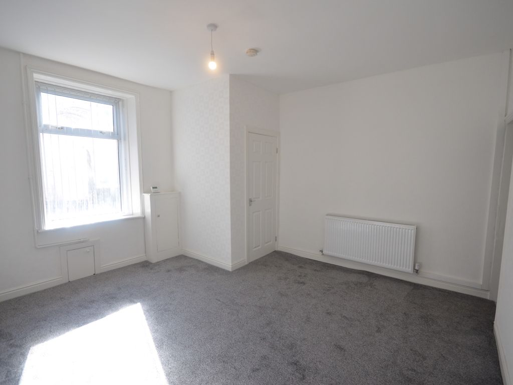 2 bed terraced house to rent in Dowry Street, Accrington BB5, £550 pcm