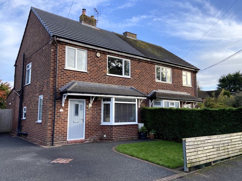 3 bed semi-detached house for sale in Bank View, Goostrey, Crewe CW4, £385,000