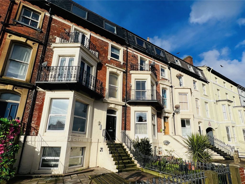 1 bed flat for sale in Esplanade, Whitby YO21, £135,000