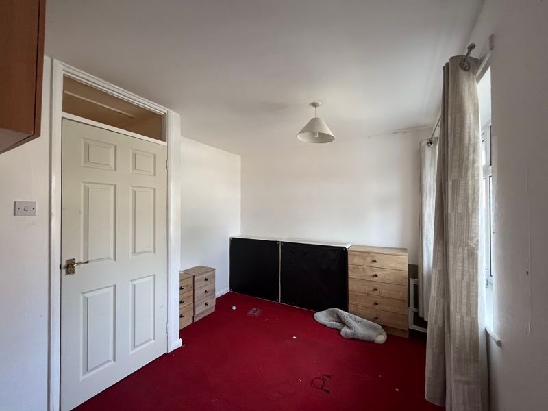 2 bed terraced house for sale in Meadowcroft Gardens, Sheffield S20, £105,000