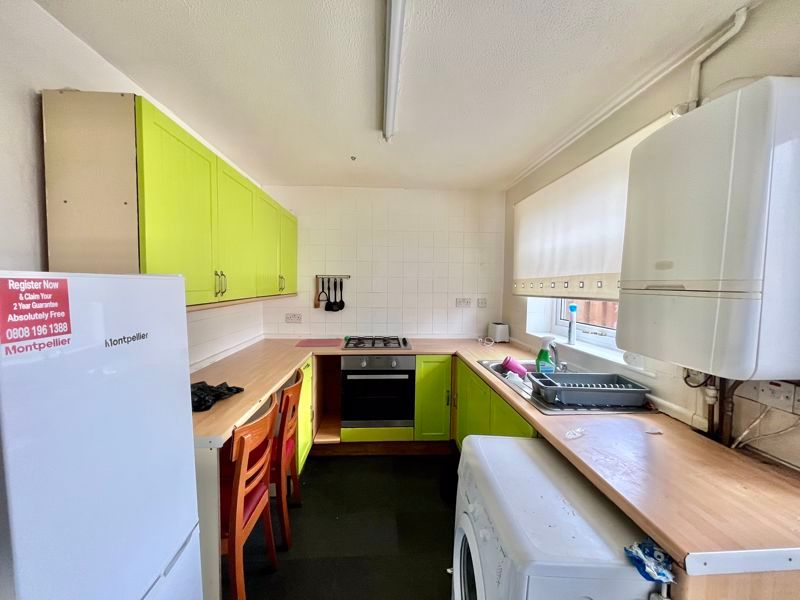 2 bed terraced house for sale in Meadowcroft Gardens, Sheffield S20, £105,000