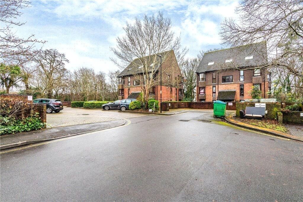 1 bed flat for sale in Tremona Road, Southampton, Hampshire SO16, £130,000