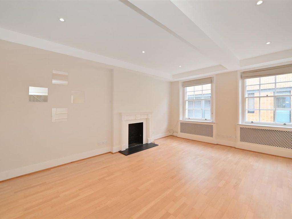 2 bed mews house to rent in Princes Gate Mews, South Kensington SW7, £3,987 pcm