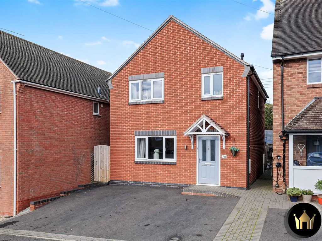 3 bed detached house for sale in Crompton Avenue, Bidford-On-Avon, Alcester B50, £280,000