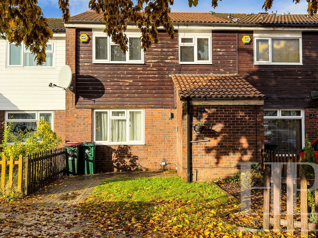 3 bed terraced house for sale in Tallis Close, Crawley RH11, £310,000