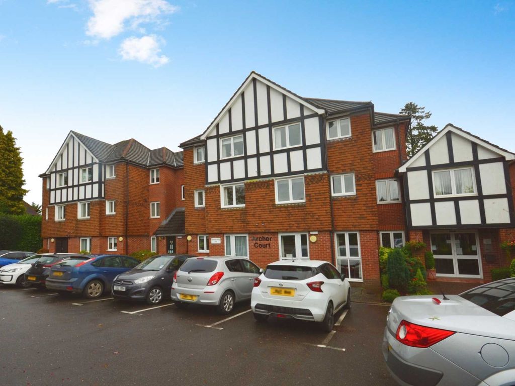 1 bed flat to rent in Chesham Road, Amersham HP6, £1,150 pcm