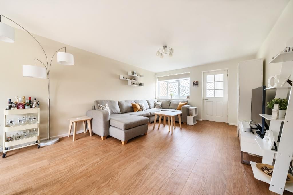 3 bed end terrace house for sale in Windsor, Berkshire SL4, £500,000