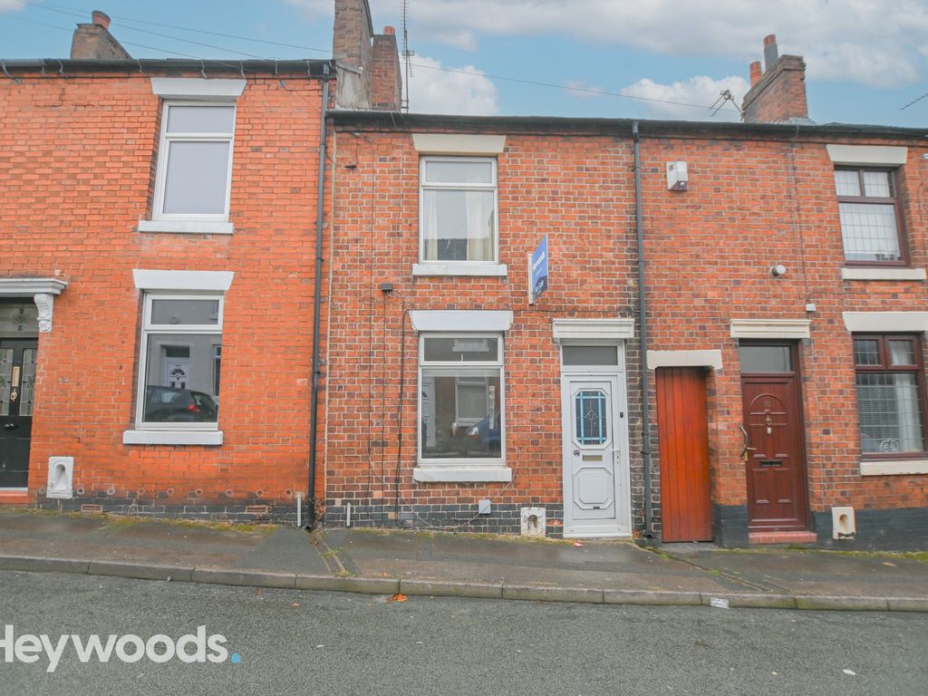 2 bed terraced house for sale in Victoria Street, Newcastle-Under-Lyme ST5, £105,000