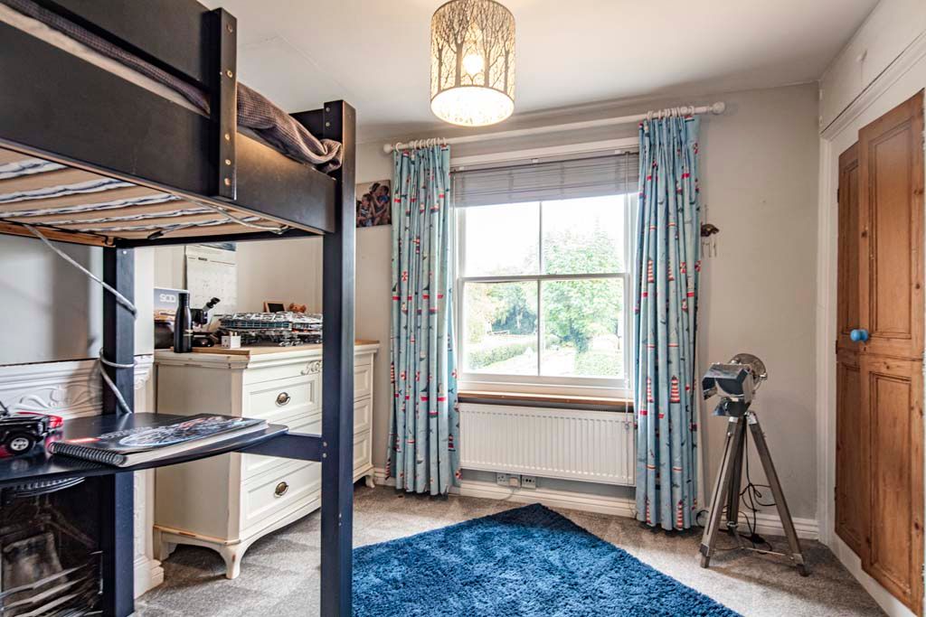 3 bed property for sale in Burnley, Stoke Row RG9, £845,000