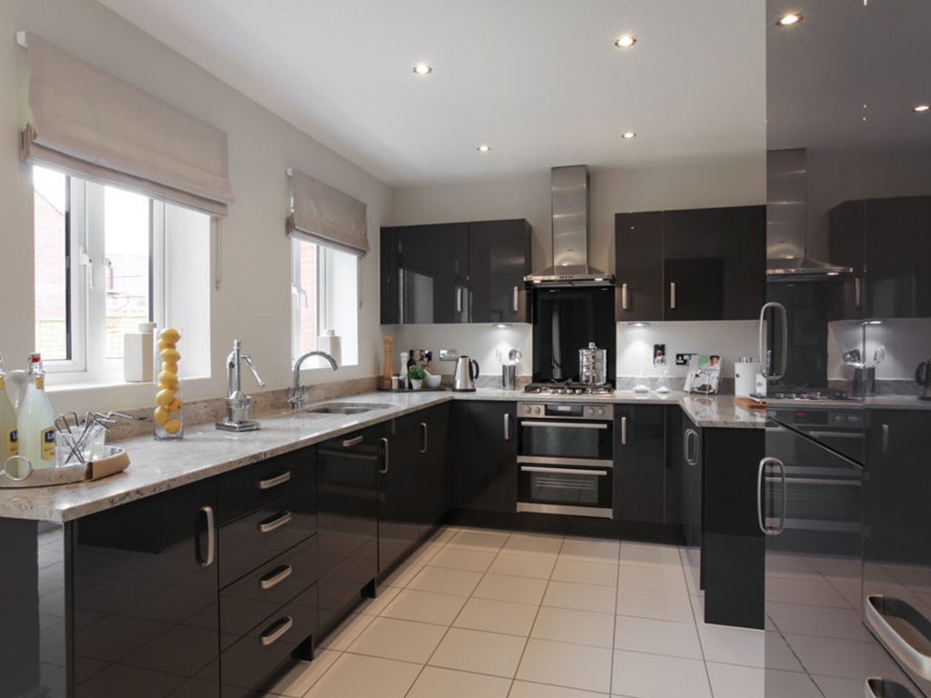 New home, 4 bed detached house for sale in 