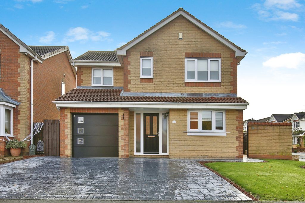 4 bed detached house for sale in Thistle Close, Spennymoor DL16, £225,000