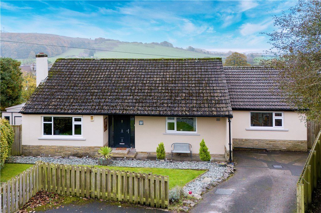 4 bed bungalow for sale in Hill Top Close, Embsay, Skipton BD23, £450,000