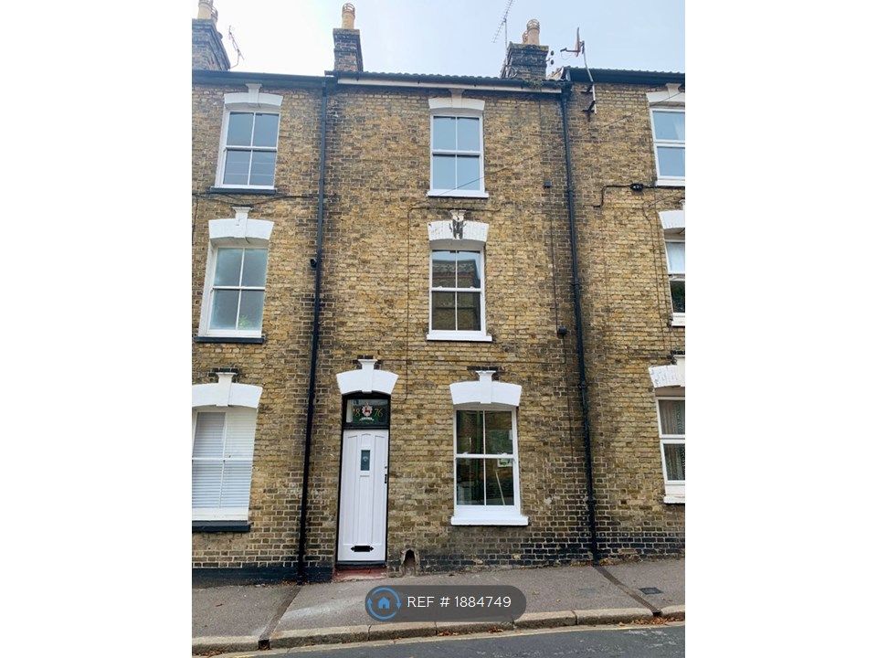 3 bed terraced house to rent in Broad Street, Ramsgate CT11, £1,350 pcm
