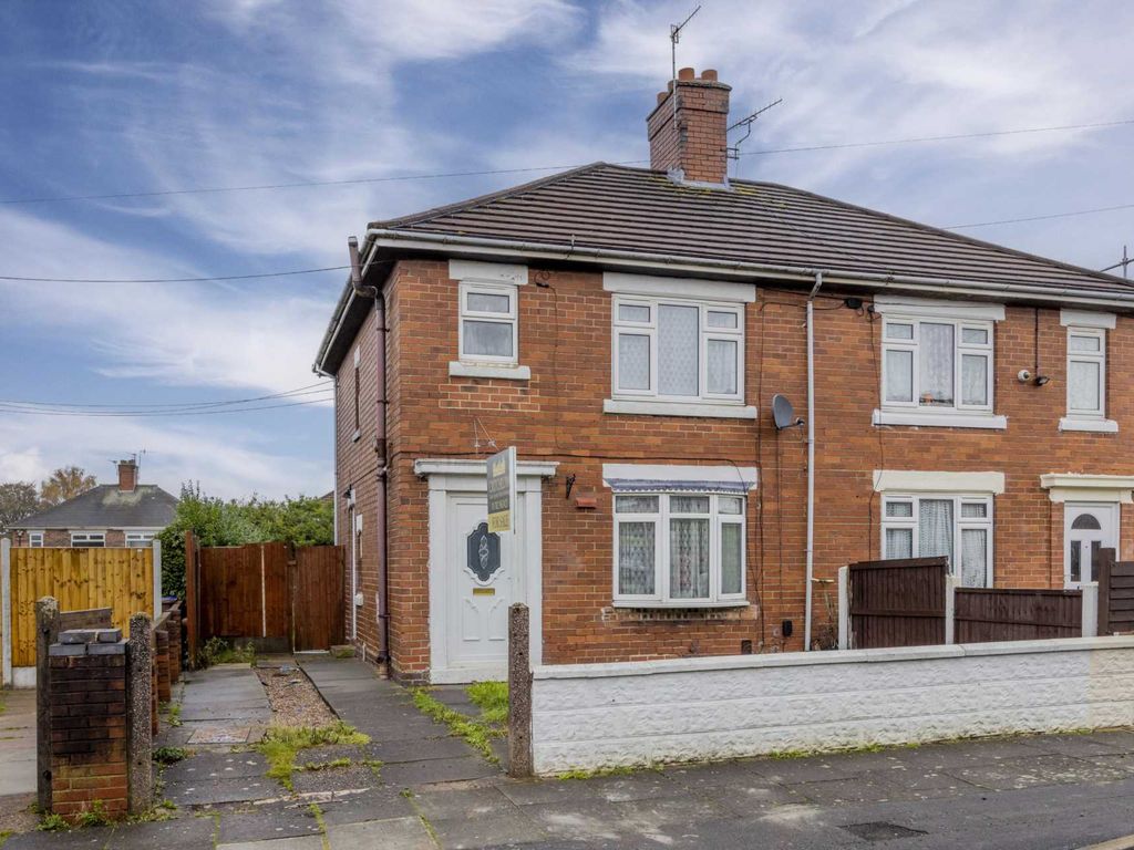 3 bed semi-detached house for sale in Hesketh Avenue, Ball Green ST6, £110,000