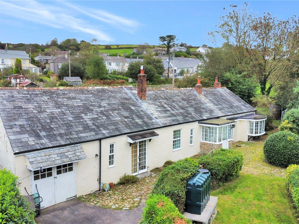 3 bed detached house for sale in Darite, Liskeard, Cornwall PL14, £375,000