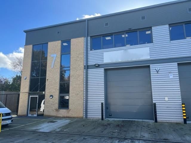 Light industrial to let in Wycombe Logistics Centre, Lincoln Road, Cressex Business Park, High Wycombe, Bucks HP12, £78,190 pa