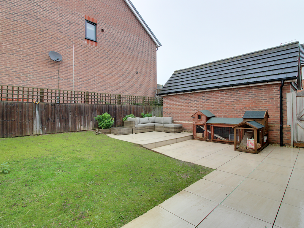 4 bed detached house for sale in Jubilee Place, Barton-Upon-Humber DN18, £315,000