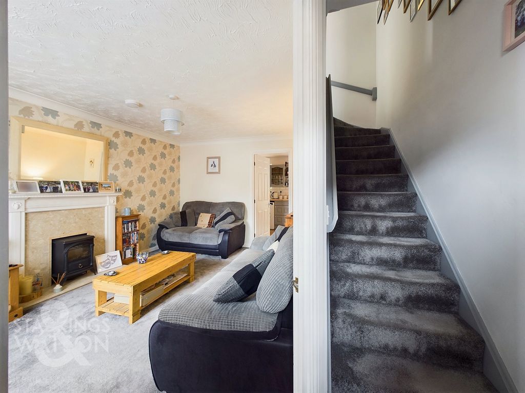 2 bed terraced house for sale in Alan Avenue, Newton Flotman, Norwich NR15, £200,000