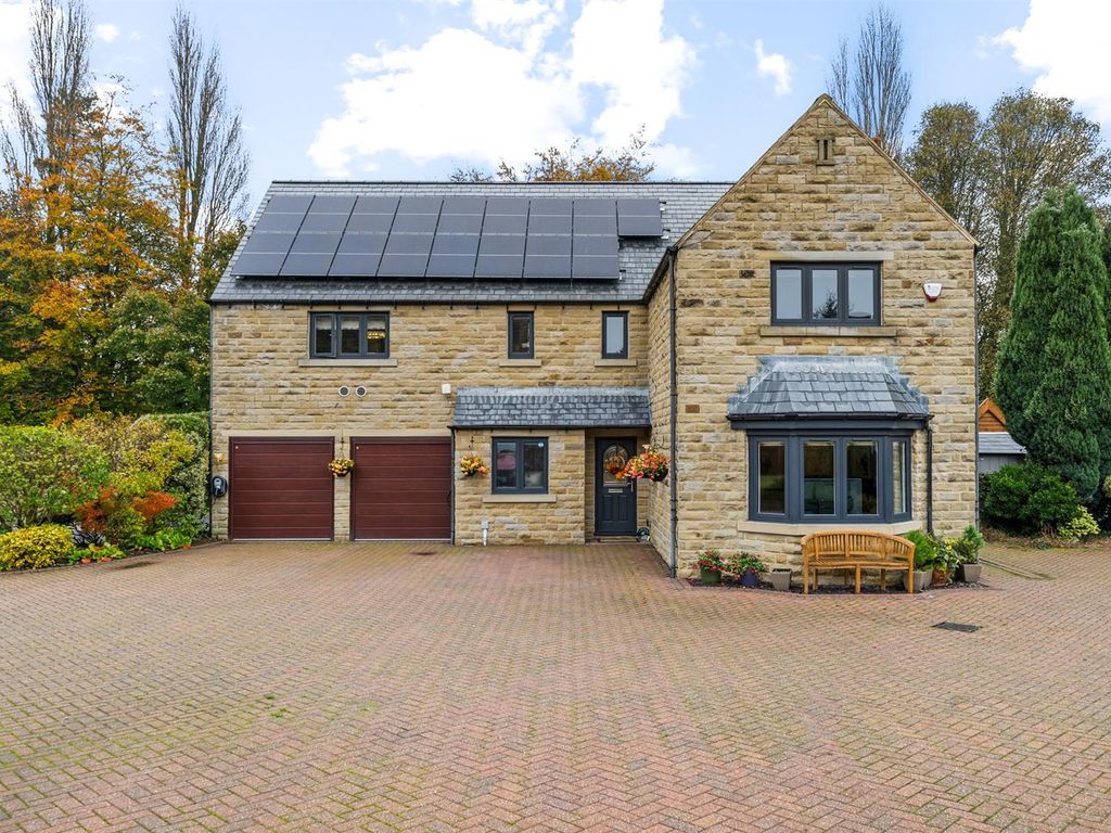 4 bed detached house for sale in Heath Common, Heath Village, Chesterfield S44, £695,000