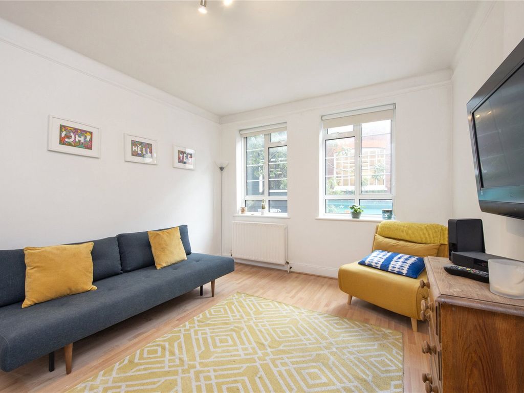 1 bed flat to rent in Neal Street, Covent Garden, London WC2H, £2,275 pcm