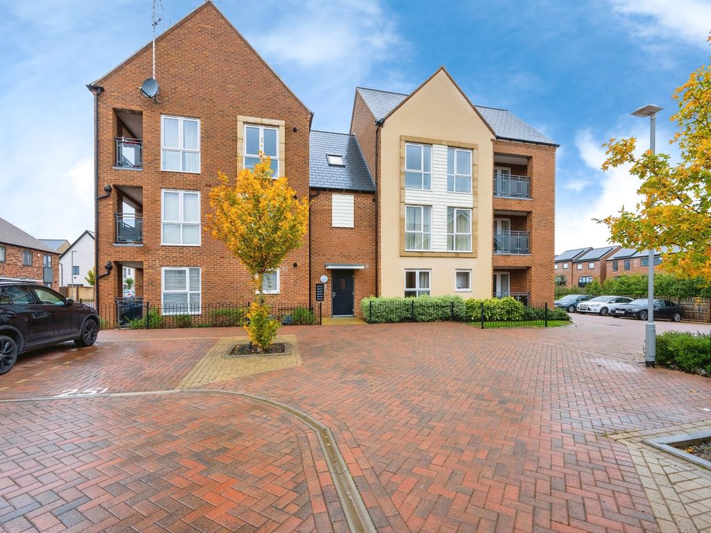 1 bed flat for sale in Simford Way, Whitehouse, Milton Keynes, Buckinghamshire MK8, £96,750