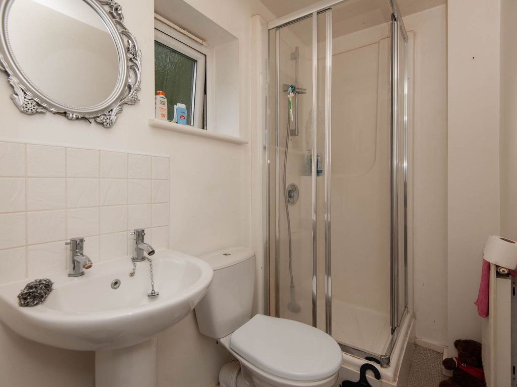 1 bed terraced house for sale in Oxclose Park Rise, Halfway S20, £100,000