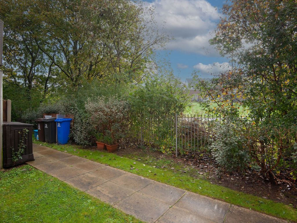 1 bed terraced house for sale in Oxclose Park Rise, Halfway S20, £100,000