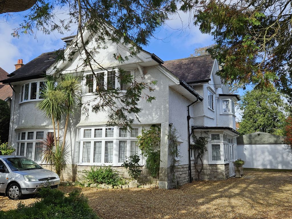 Block of flats for sale in HMO, Bournemouth BH8, £945,000