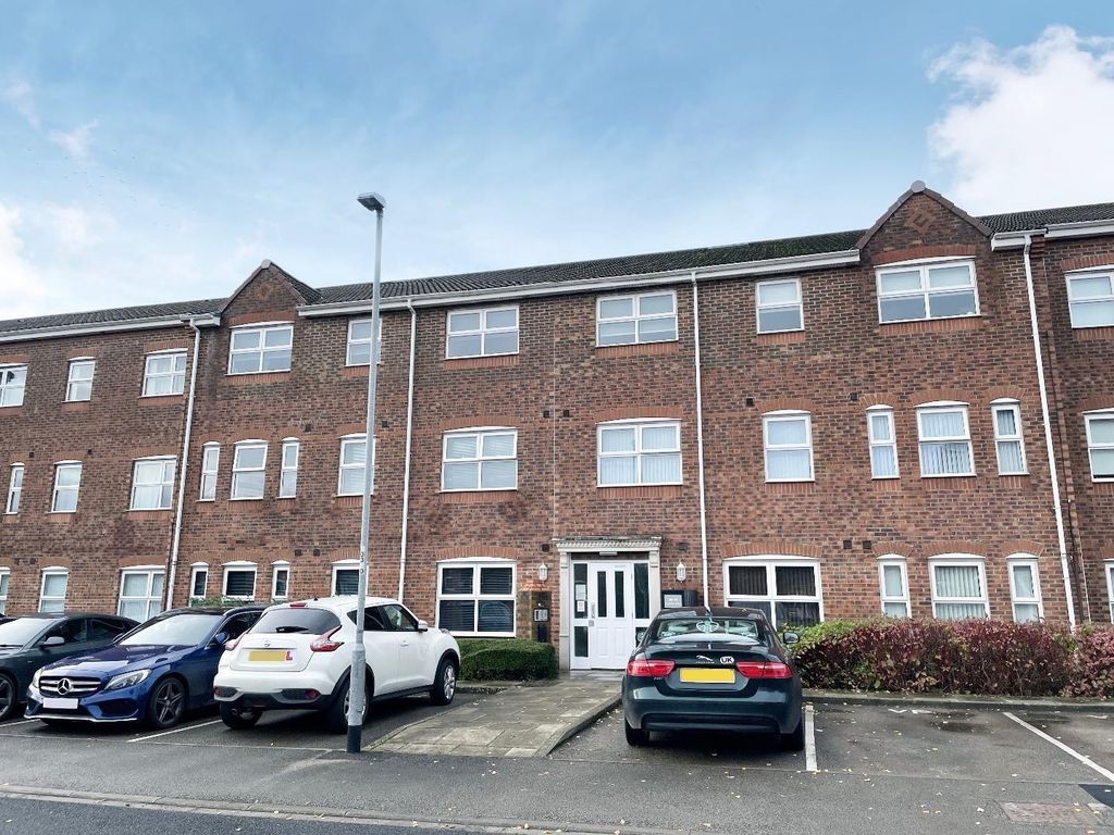1 bed flat for sale in Lowther Drive, Darlington DL1, £65,000