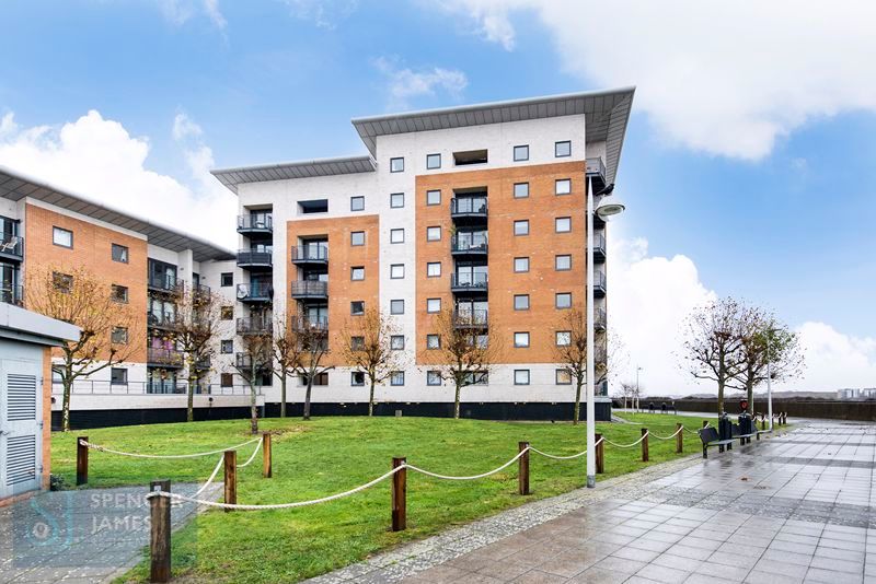 2 bed flat for sale in Inverness Mews, Galleons Lock E16, £385,000