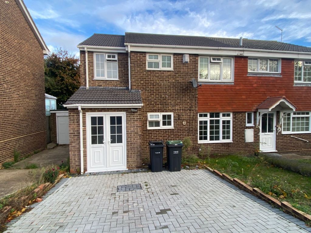 4 bed semi-detached house to rent in Lake Drive, Higham, Rochester, Kent ME3, £1,800 pcm