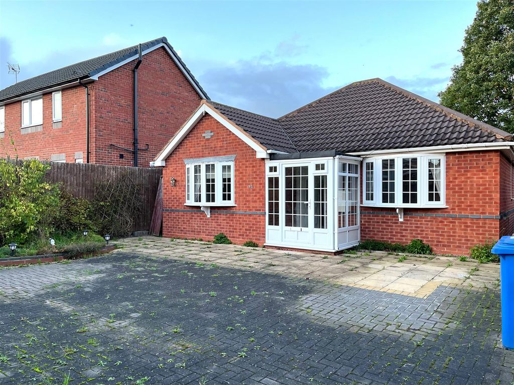 2 bed detached bungalow for sale in Leaside Avenue, Handsacre, Rugeley WS15, £240,000