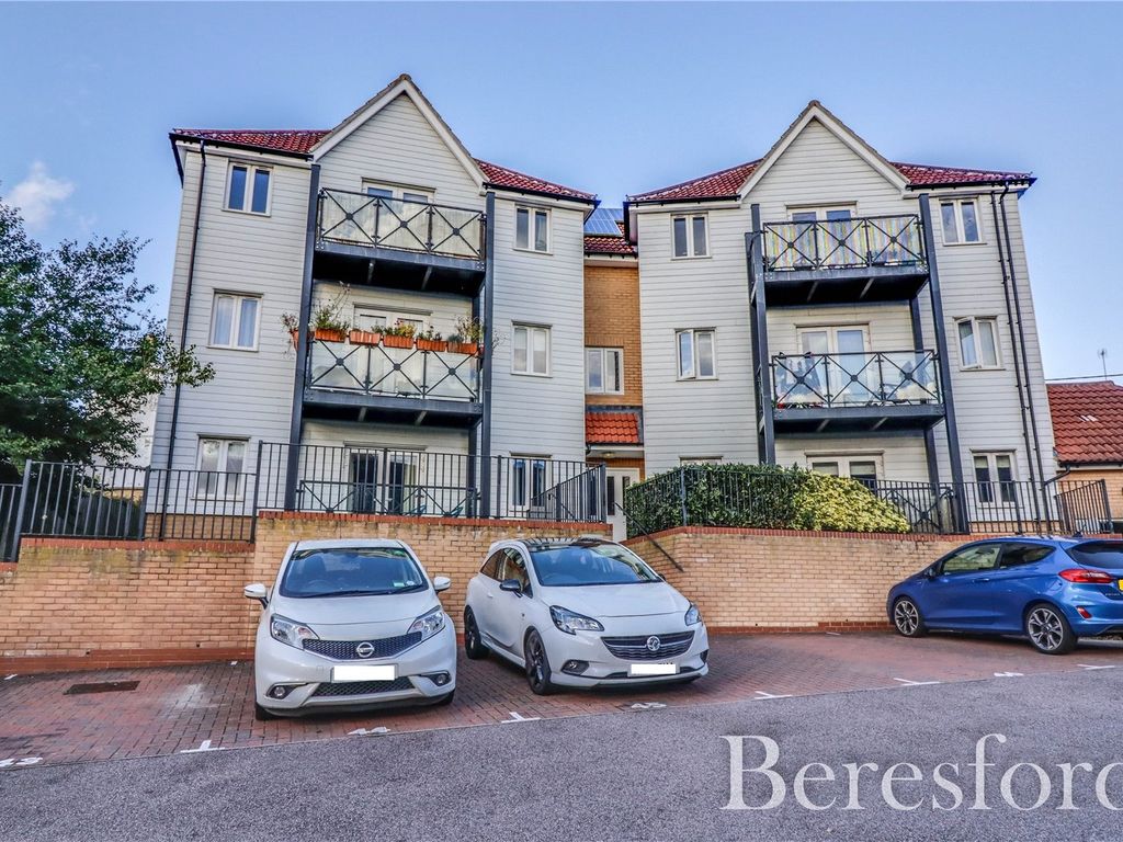 2 bed flat for sale in Thomas Way, Braintree CM7, £210,000