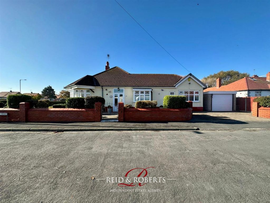 3 bed detached bungalow for sale in Oldgate Road, Prestatyn LL19, £300,000