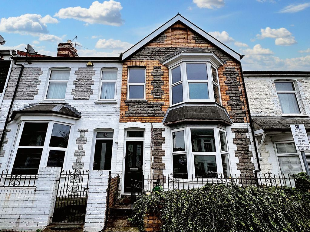 4 bed terraced house for sale in Regent Street, Barry CF62, £219,500