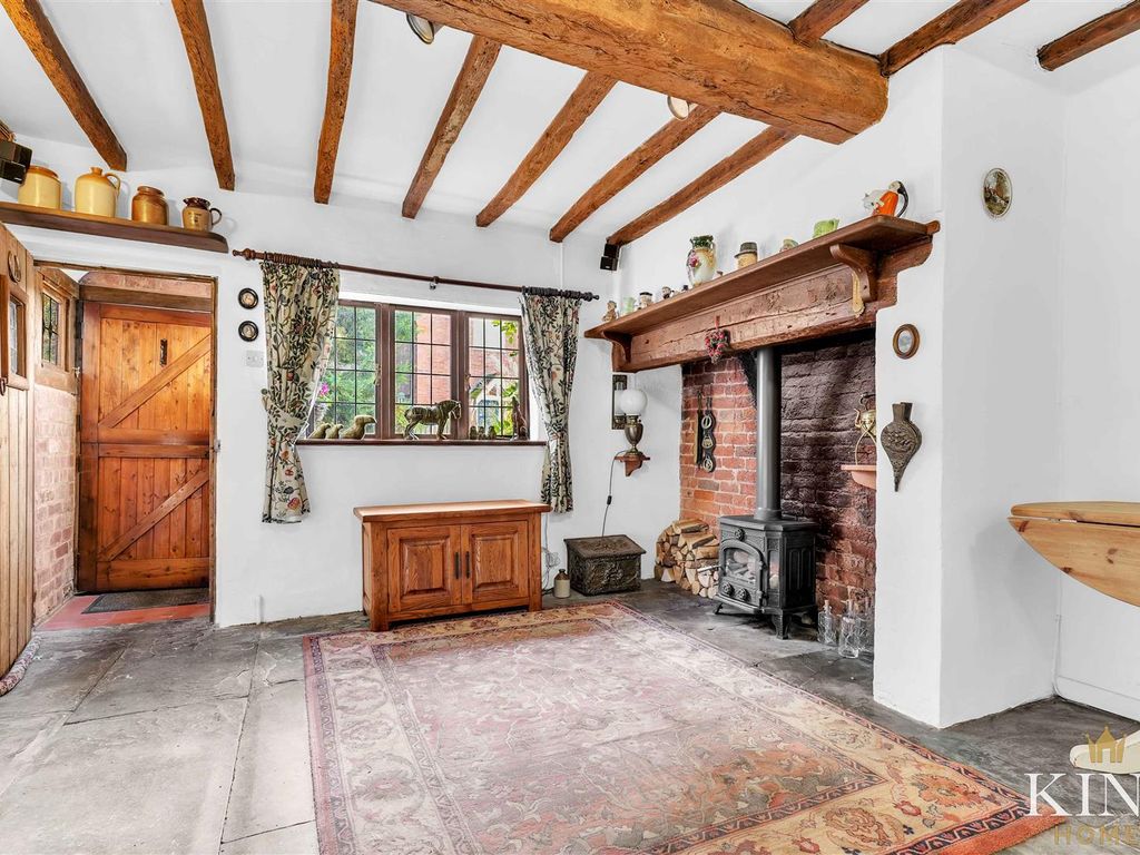 2 bed cottage for sale in High Street, Broom, Alcester B50, £260,000